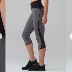 Lululemon Heathered Grey Black Workout Gym Sporty Train Times Crop Leggings 6